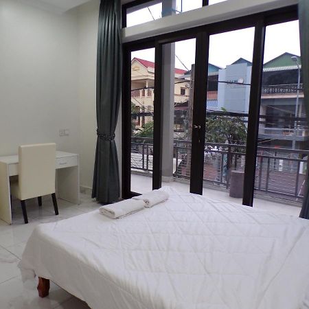 Appartamento Ananta Aster Phnom Penh Esterno foto