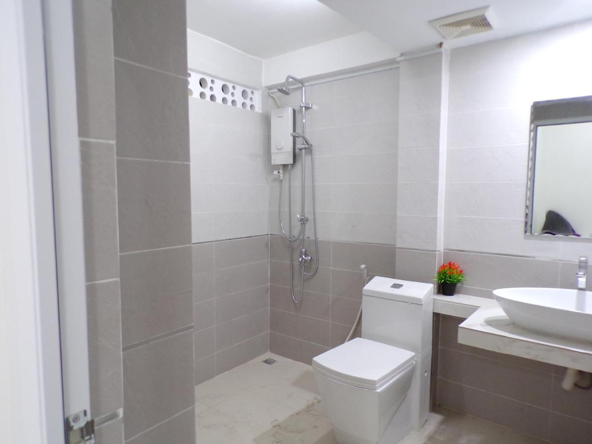 Appartamento Ananta Aster Phnom Penh Esterno foto