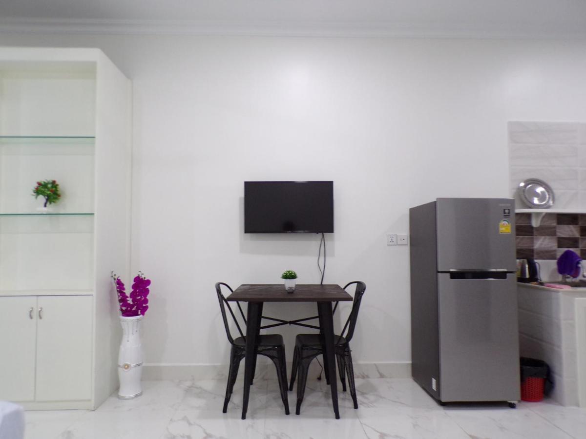 Appartamento Ananta Aster Phnom Penh Esterno foto