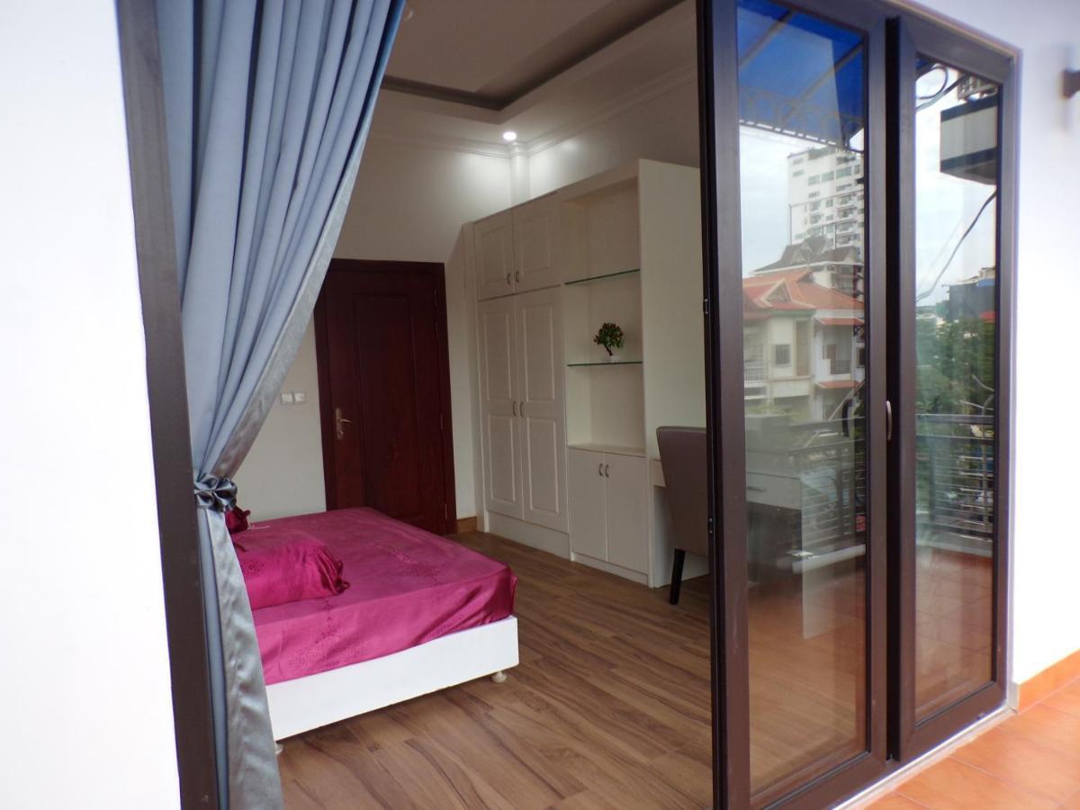 Appartamento Ananta Aster Phnom Penh Esterno foto