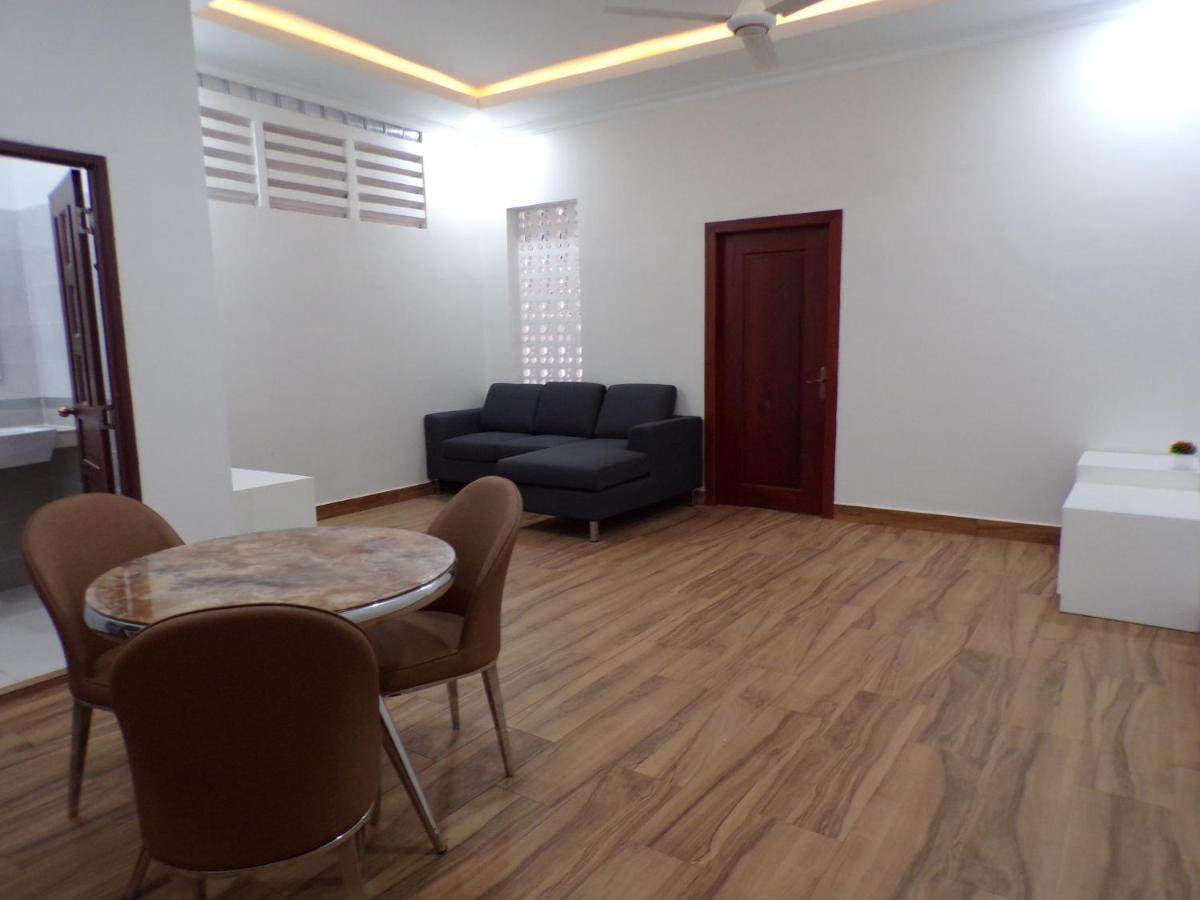 Appartamento Ananta Aster Phnom Penh Esterno foto
