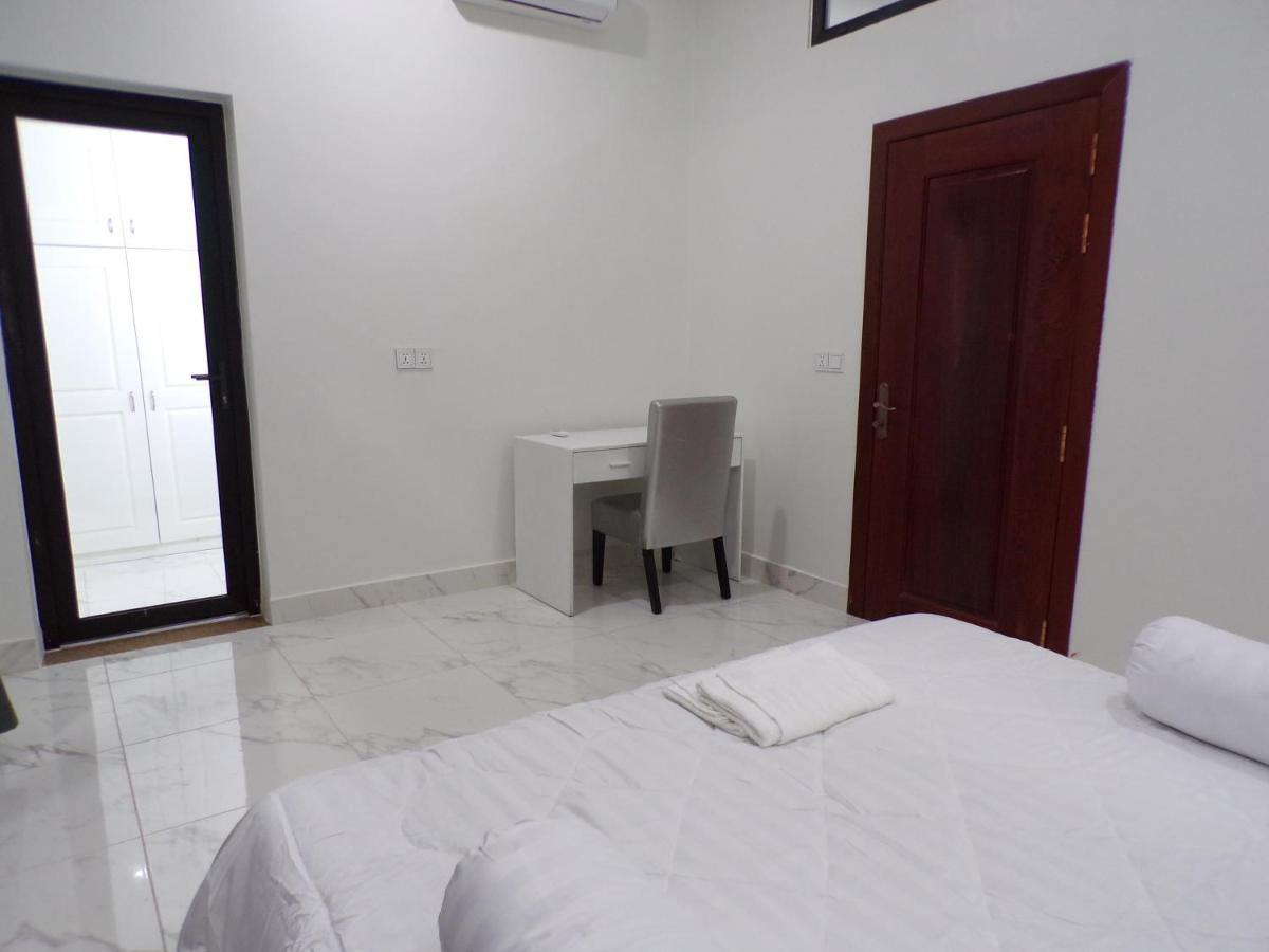 Appartamento Ananta Aster Phnom Penh Esterno foto