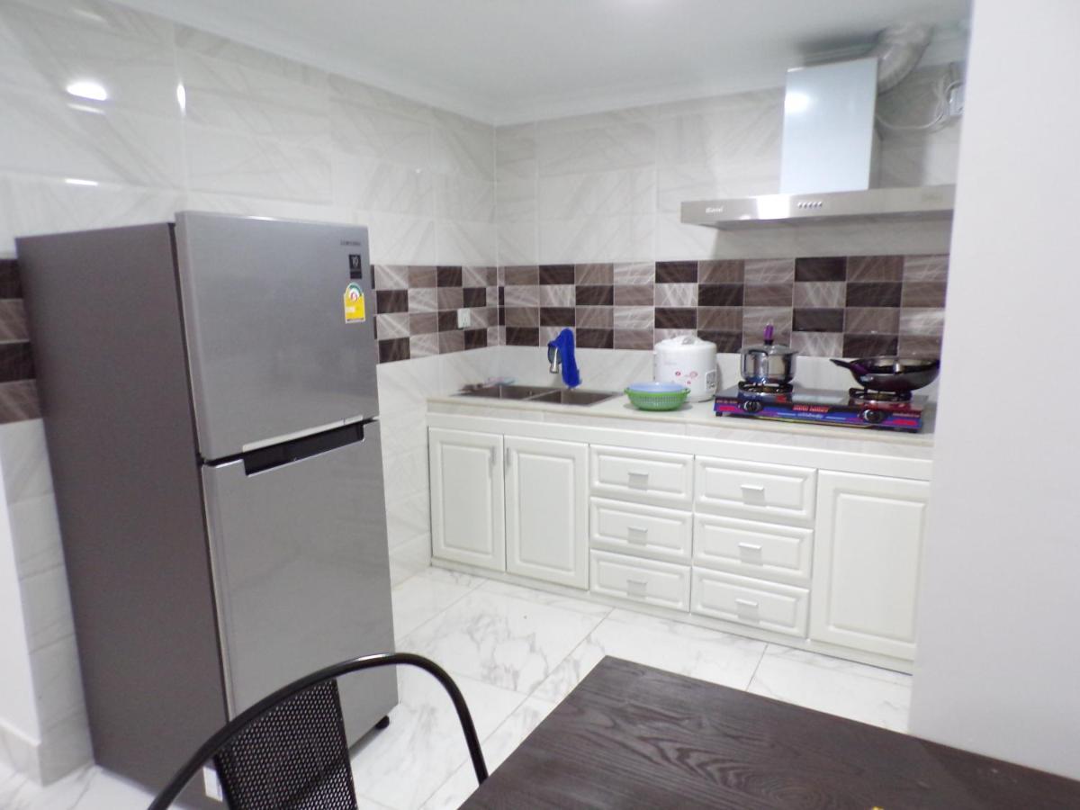 Appartamento Ananta Aster Phnom Penh Esterno foto