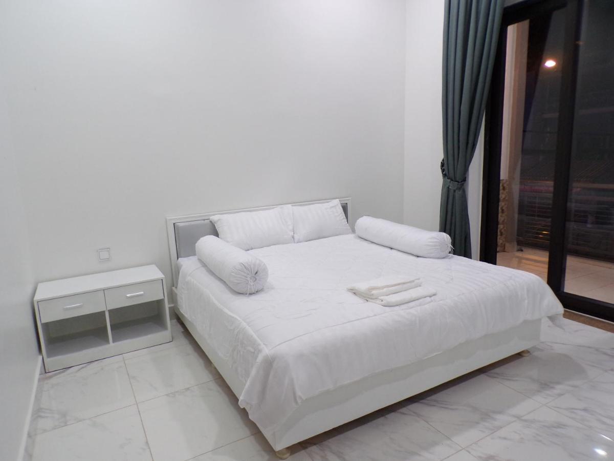 Appartamento Ananta Aster Phnom Penh Esterno foto