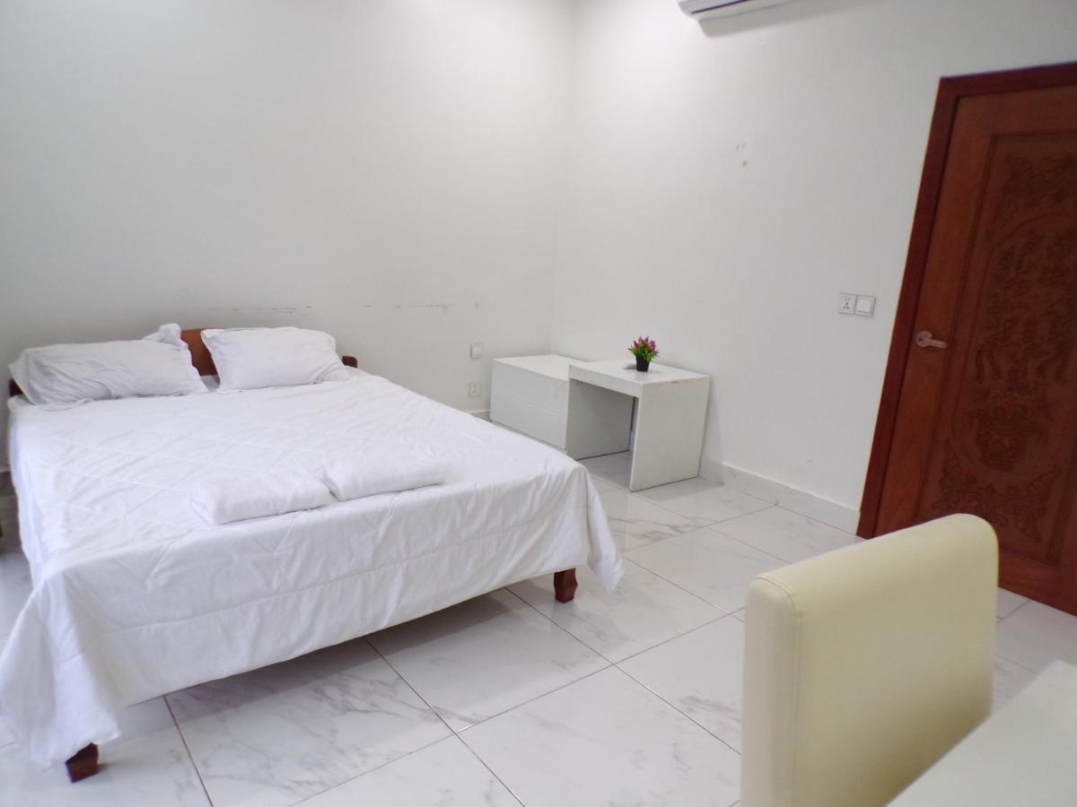 Appartamento Ananta Aster Phnom Penh Esterno foto