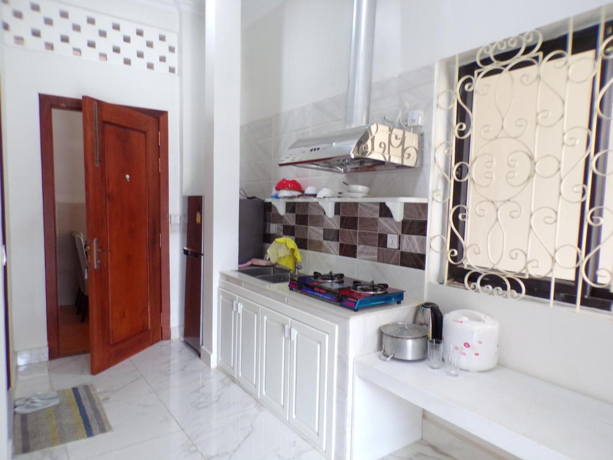Appartamento Ananta Aster Phnom Penh Esterno foto